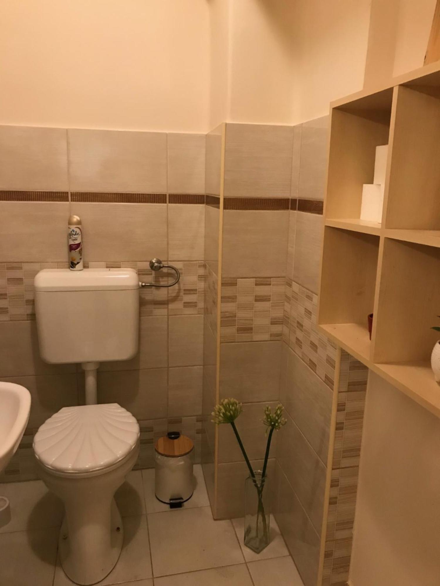 Appartamento Bellavista 1 Apartman Eger Esterno foto